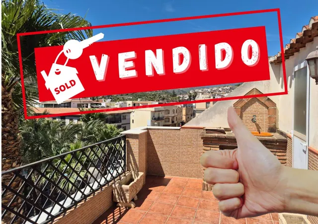 Gran piso en Almuñécar de 3 dormitorios con amplia terraza