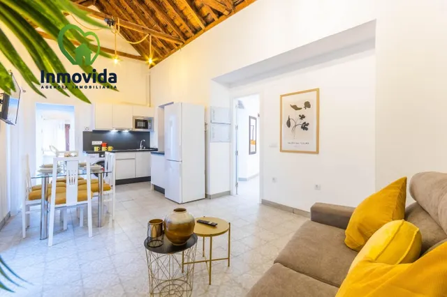 Espléndido Piso Reformado con Licencia Turistica en el Corazón del Casco Antiguo de Córdoba - €266,000 — 12