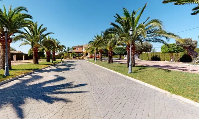 VILLA EN PERLETA ( ALICANTE ) — 8