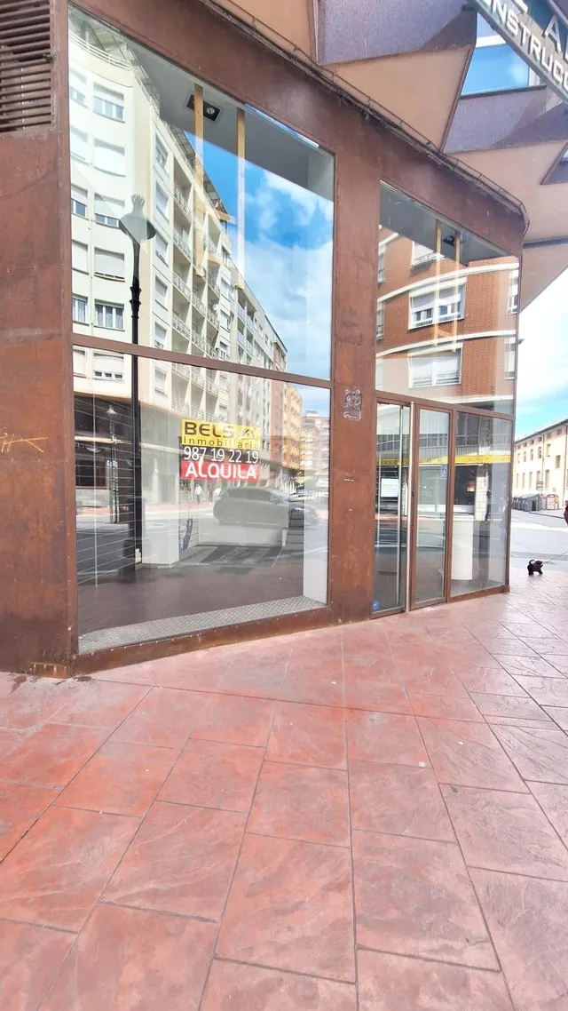 ¡OPORTUNIDAD ÚNICA DE ALQUILER EN EL CORAZÓN DE PONFERRADA!  🏙️✨ — 22
