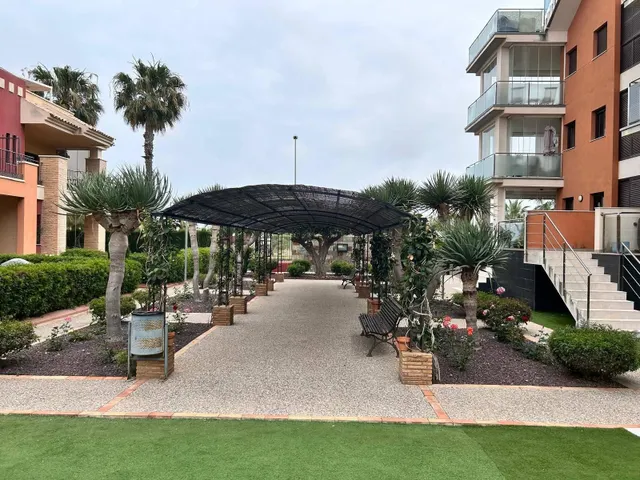 Lujoso Apartamento en Orihuela Costa — 25