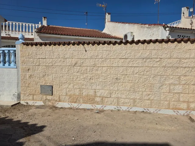 OPORTUNIDAD EN TORREVIEJA — 4