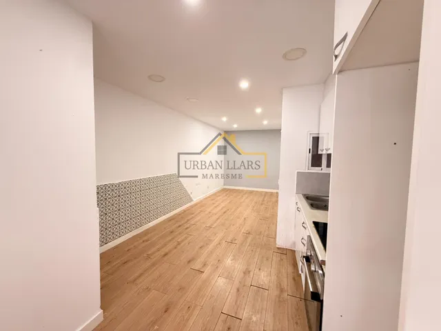 Piso amplio de tres habitaciones para dejar a tu gusto. — 7