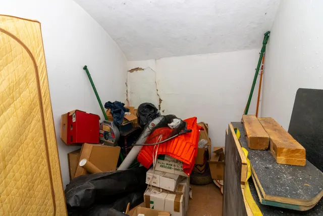 PISO EN CASCO ANTIGUO DE TRES DORMITORIOS, DOS BAÑOS,GARAJE Y TRASTERO. — 32