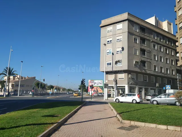 PISO CON INQUILINO - VIVIENDA A RENTABILIDAD - SOLO INVERSOR