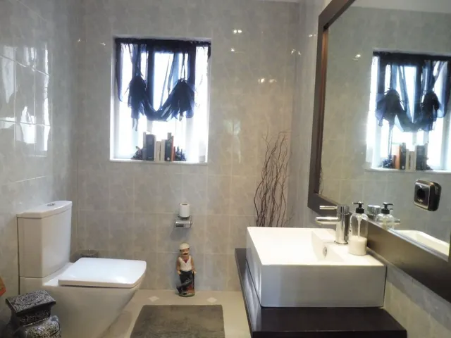 Villa de Lujo de 5 dormitorios en La Carihuela, Torremolinos — 30
