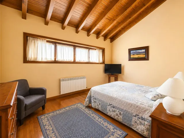 Exclusiva casa con gran jardín en Prats i Sansor — 20