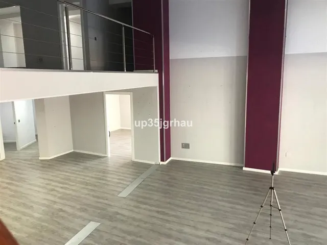 Local comercial 400m² en venta - Costa Del Sol — 9