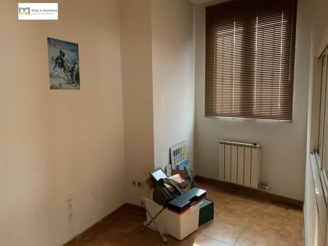 Local acondicionado e insonorizado en Avda Mariano Andrés — 8
