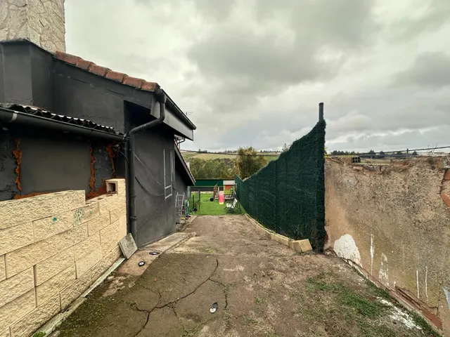 Vivienda unifamiliar reformada con jardín, terraza y garaje-taller en Paseo de los Pisones, Burgos — 36