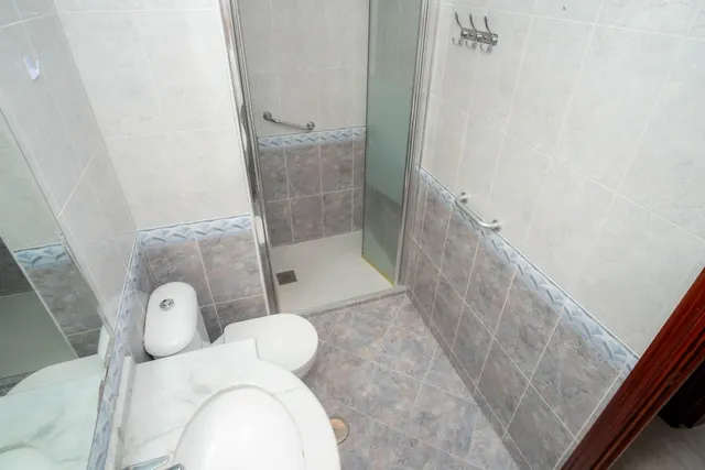 Amplio y luminoso piso en Cadiz, a solo diez minutos de la Playa Victoria — 16