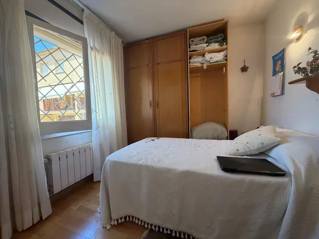 Casa de 5 habitaciones con garaje para 2 coches, terraza y aire acondicionado – lista para entrar a vivir — 22