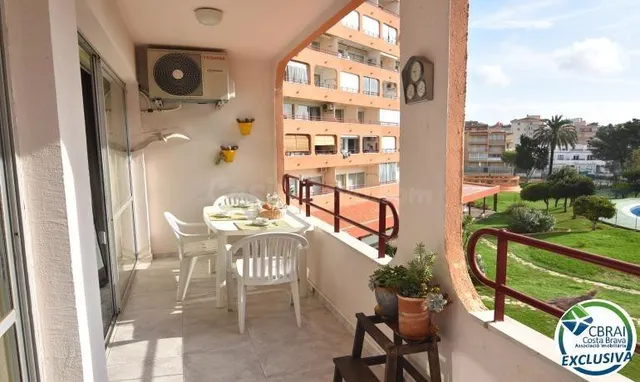 Apartamento con licencia turística en Santa Margarita, Roses - foto 3
