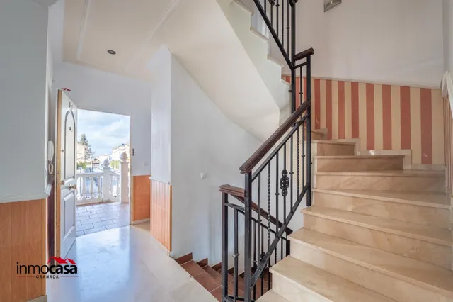 Vivienda unifamiliar  en urbanizacion "Cortijo de la Loma" amueblada y lista para entrar a vivir — 25