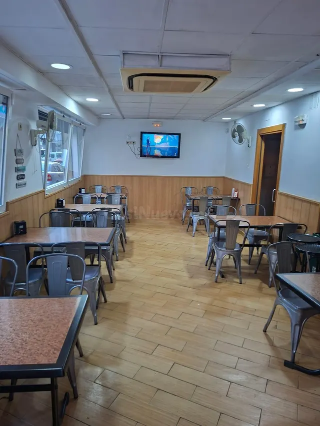 Traspasar un bar para trabajar y ganar: ¡aquí está! - foto 2