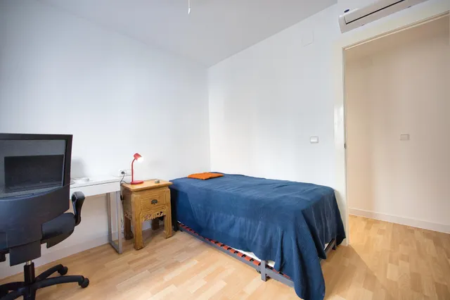 Amplia y bonita vivienda con garaje en calle italia (junto a plaza séneca) — 20
