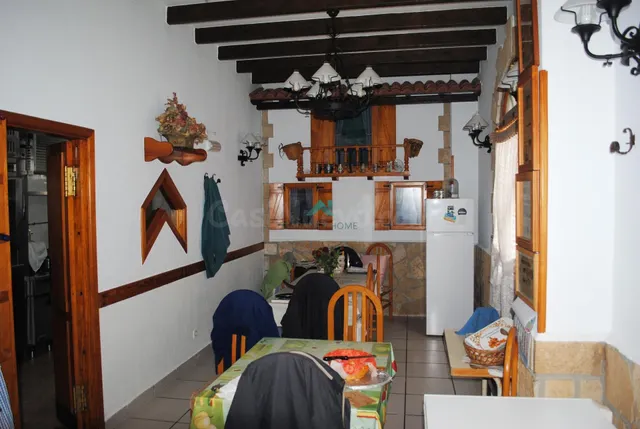 Se vende local preparado como restaurante en Ampuero - foto 3