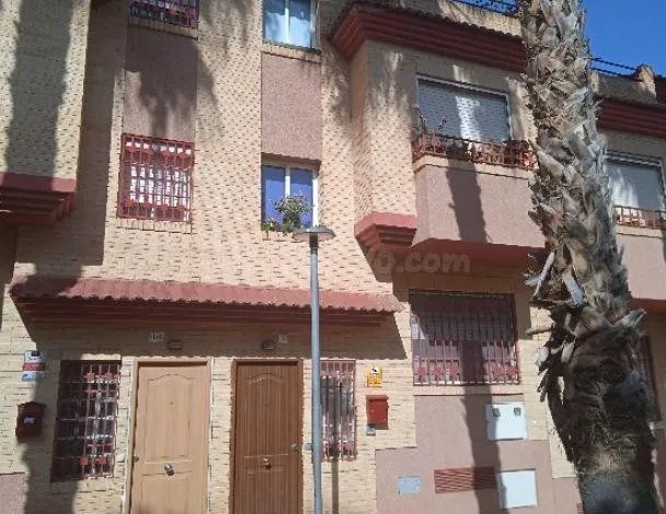 SE VENDE piso OKUPA en C Avenida Pintor Pedro Cano 1 de Murc - foto 4
