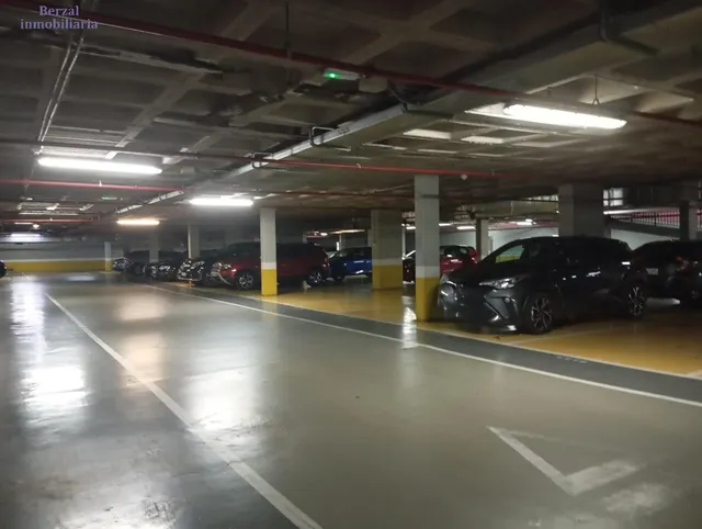 Amplio Garaje en Venta en la Gran Vía de Logroño - Oportunidad Única — 6