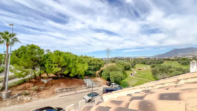 Casa adosada de 4 dormitorios en El Rosario, Marbella — 31