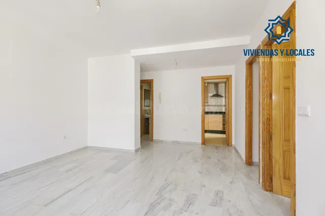 PISO CON GARAJE Y TRASTERO - foto 4