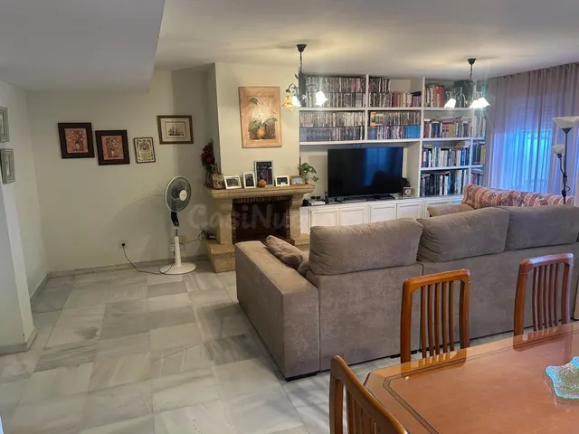 MAGNIFICA VIVIENDA EN URBANIZACION ALJAMAR - foto 2