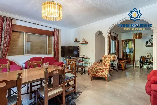 Espectacular Chalet en Ogijares - Ideal para Familias — 15