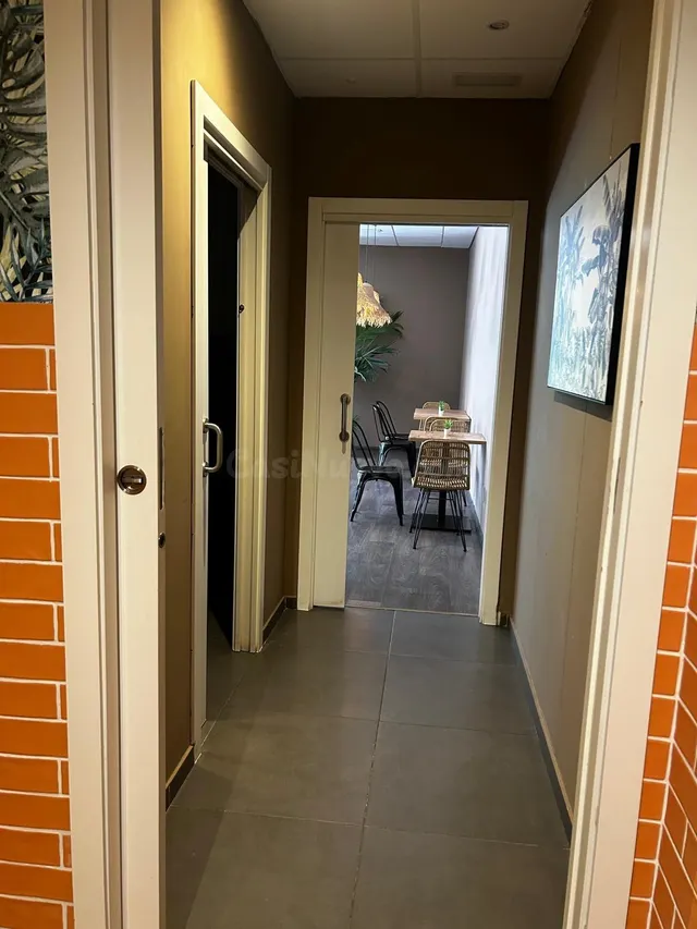 Traspaso de local comercial de 253 m2 — 3