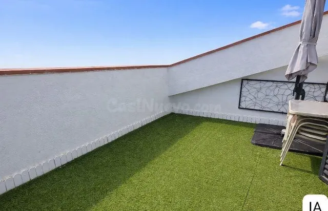 ÁTICO DUPLEX EN VENTA EN CALELLA CON PISCINA Y SOLARIUM - foto 5