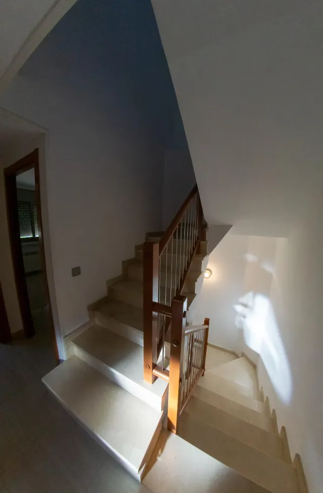 CASA ESQUINERA DE 5 habitaciones EN BARENYS — 23