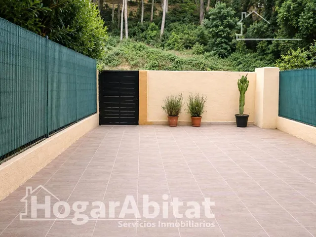 SEMINUEVO PAREADO CON PISCINA Y GARAJE EN URBANIZACION EL BOSQUE — 22