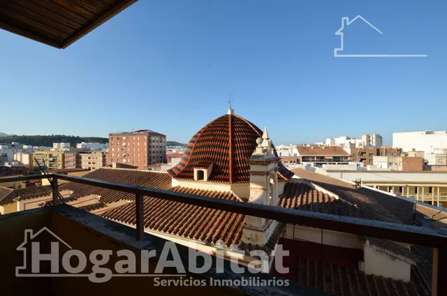 ¡CENTRO DE GANDIA! DOS EN UNO, MUY AMPLIO Y LUMINOSO CON GARAJE Y TRES BALCONES — 17