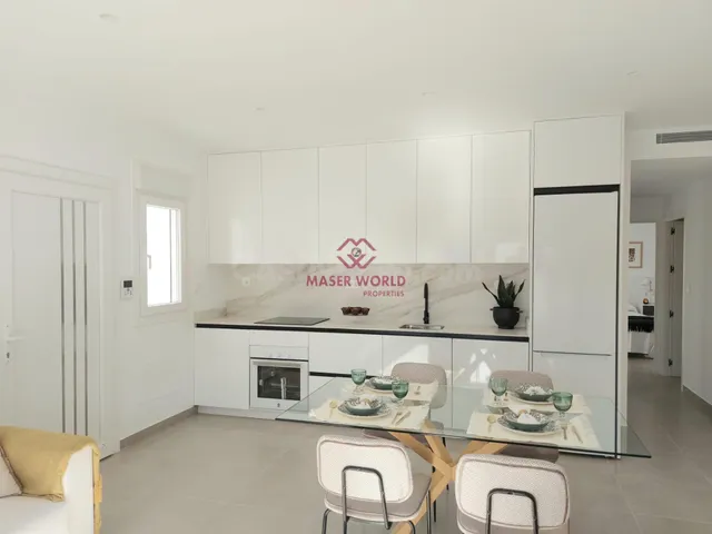 VILLAS PAREADAS DE OBRA NUEVA EN ROLDAN - foto 4