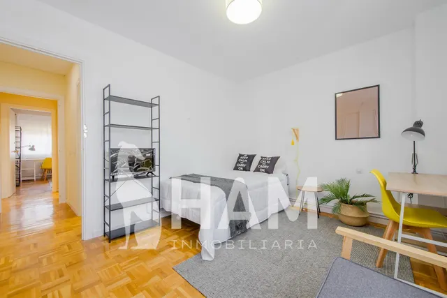 Habitación en C/ Iglesia, 35 — 42