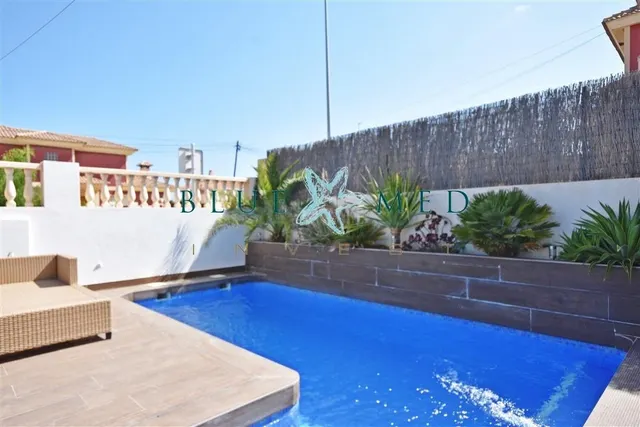 ESPECTACULAR CHALET INDEPENDIENTE CON PISCINA PRIVADA Y VIST - foto 5