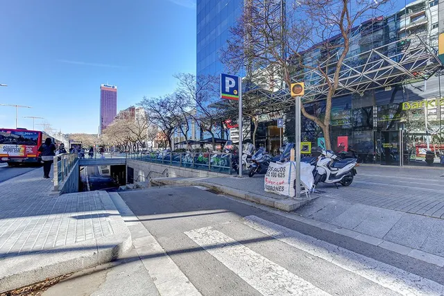Trastero 47m² en alquiler - Eixample - foto 4