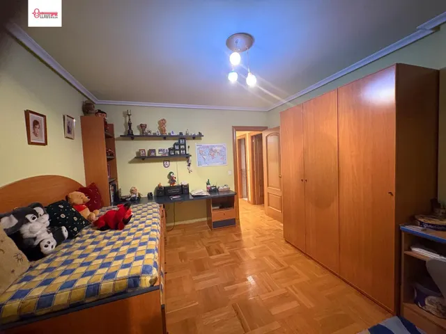 Amplio y Luminoso Piso en San Pedro de la Fuente, Burgos - €355.000 — 6