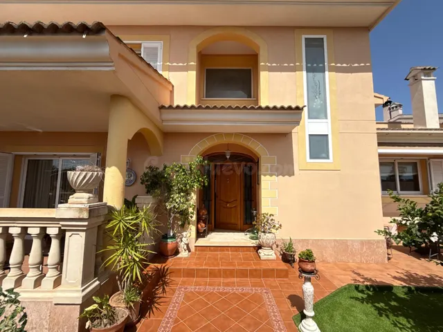 Chalet unifamiliar de excelentes calidades en Son Macià, Mar - foto 4