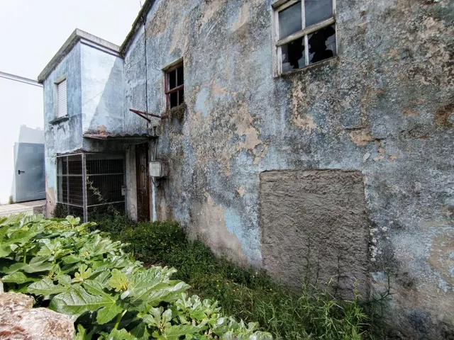 Casa en Ruina con solar edificable en pleno centro de Caldas - foto 5