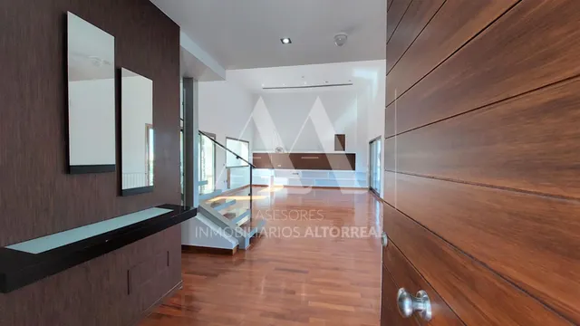 CHALET INDEPENDIENTE EN ALTORREAL — 28