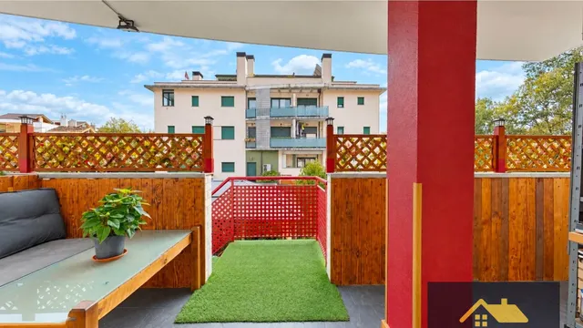 Se vende Bajo de 150m2 con jardín de 140m2 y 2 piscinas comunitarias en Sopuerta, Vizcaya — 36