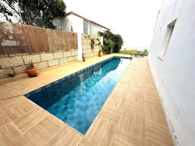 Chalet con piscina — 42