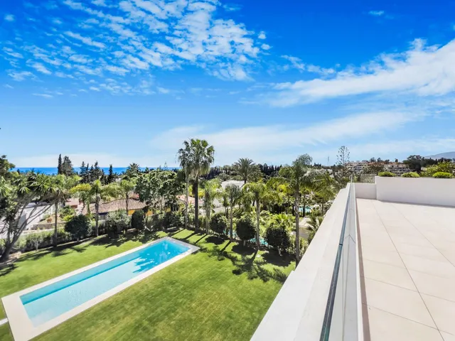 Villa 6 habitaciones 647m² en venta - Las Lomas de Río Verde — 36