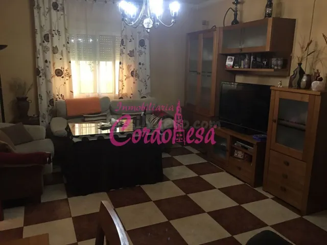 MAGNIFICA CASA DE 2 PLANTA EN ALCOLEA. — 2