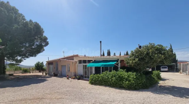 SE VENDE CASA DE CAMPO EN MONOVAR (ALICANTE)