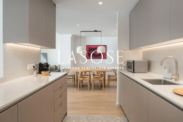 Impresionante dúplex con terraza privada en alquiler en La Salut — 36