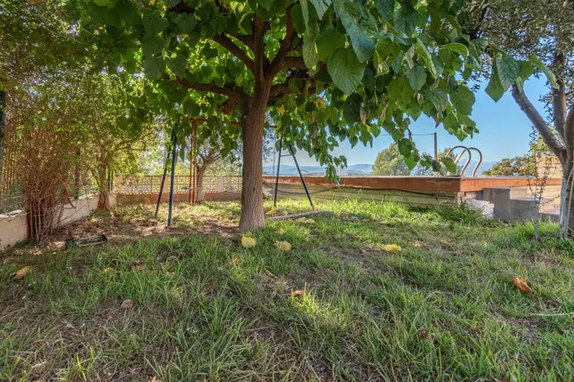 Casa con piscina — 28