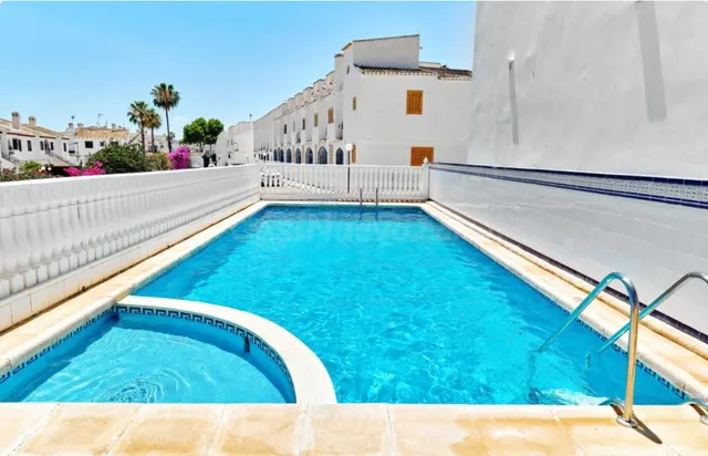 Villa 3 habitaciones 101m² en venta - Lomas de Cabo Roig - foto 4
