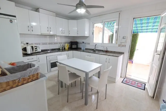 Casa 5 habitaciones 139m² en venta - Doña Pepa — 14