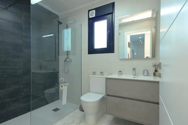 SE ALQUILA POR TEMPORADAS VILLA EN SANTIAGO DE LA RIBERA + PISCINA (SAN PEDRO DE PINATAR) — 14